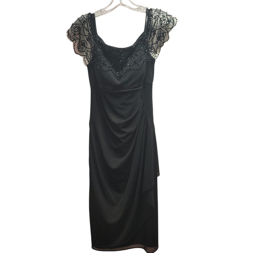 Chic Black Lace Midi Dress